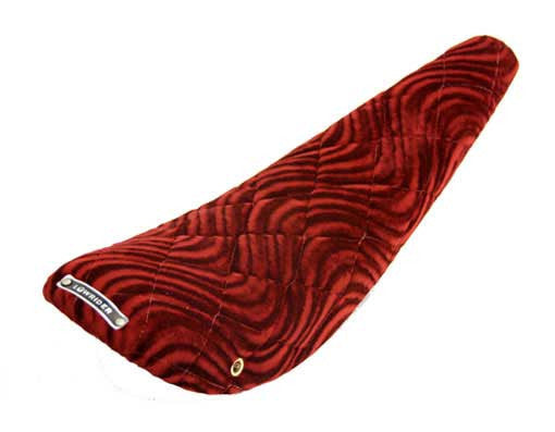 20" Banana Saddle Diamond Velour Red.